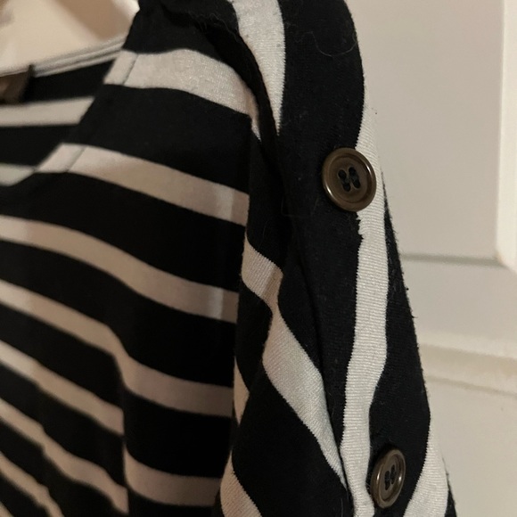 The LIMITED black and white striped dress size Medium. - Picture 4 of 7